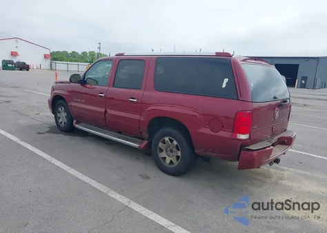 2005 Cadillac Escalade Esv z USA, uszkodzony, nr VIN 3GYFK66NX5G115602